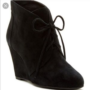 Via Spiga Black Suede Fedora Lace up Wedge